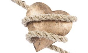 fidanzato-troppo-possessivo-che-fare