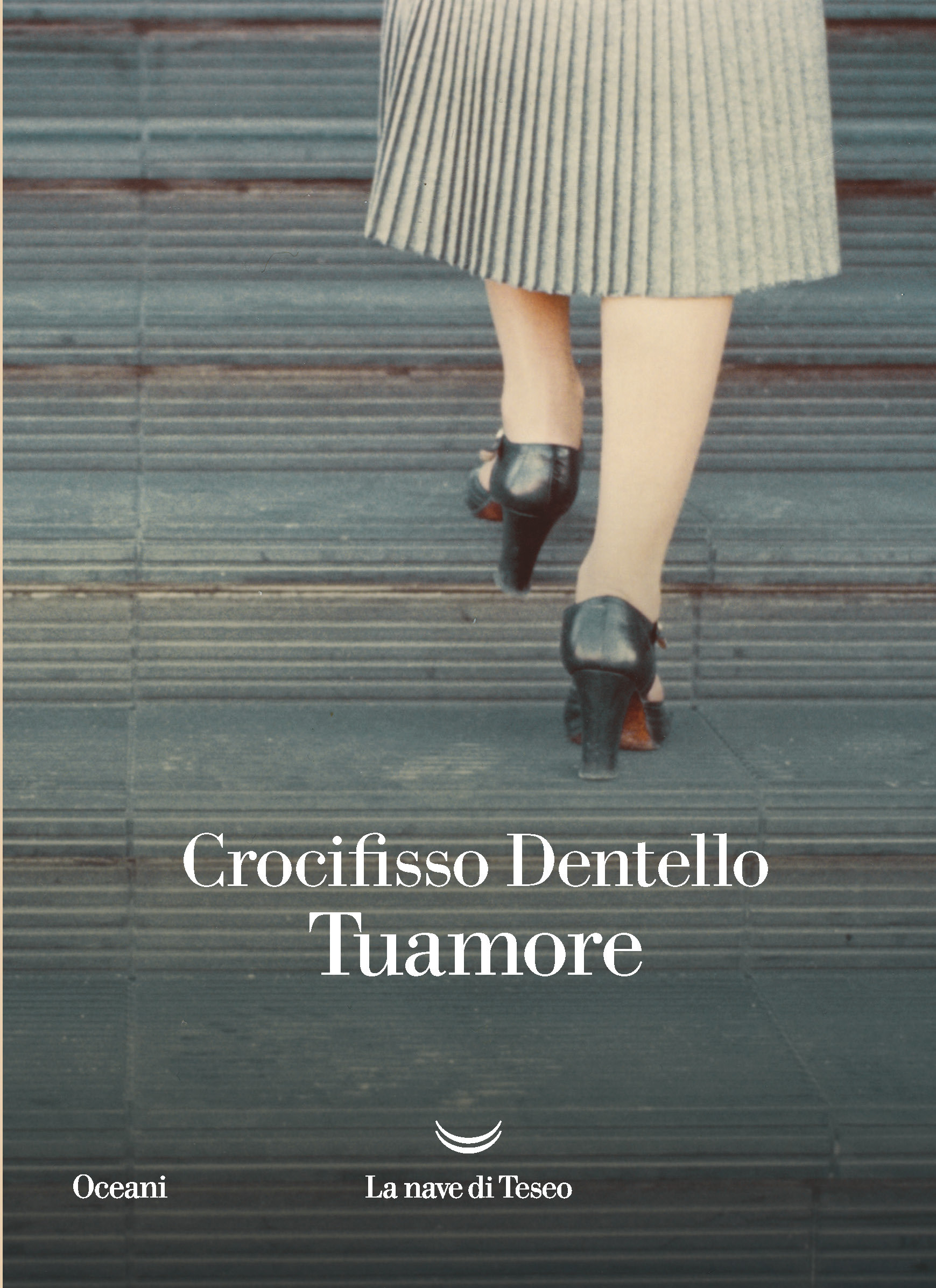 Clicca sulla cover per acquistare il libro di Crocifisso Dentello